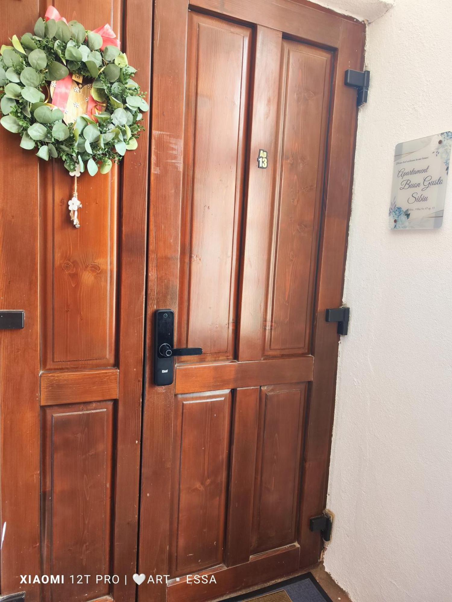 Apartament Buon Gusto,Near Main Square And Liar Bridge,Historical Side Of City Center Nagyszeben Kültér fotó